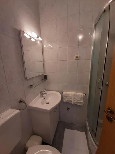 Apartmani Marta Марина Экстерьер фото