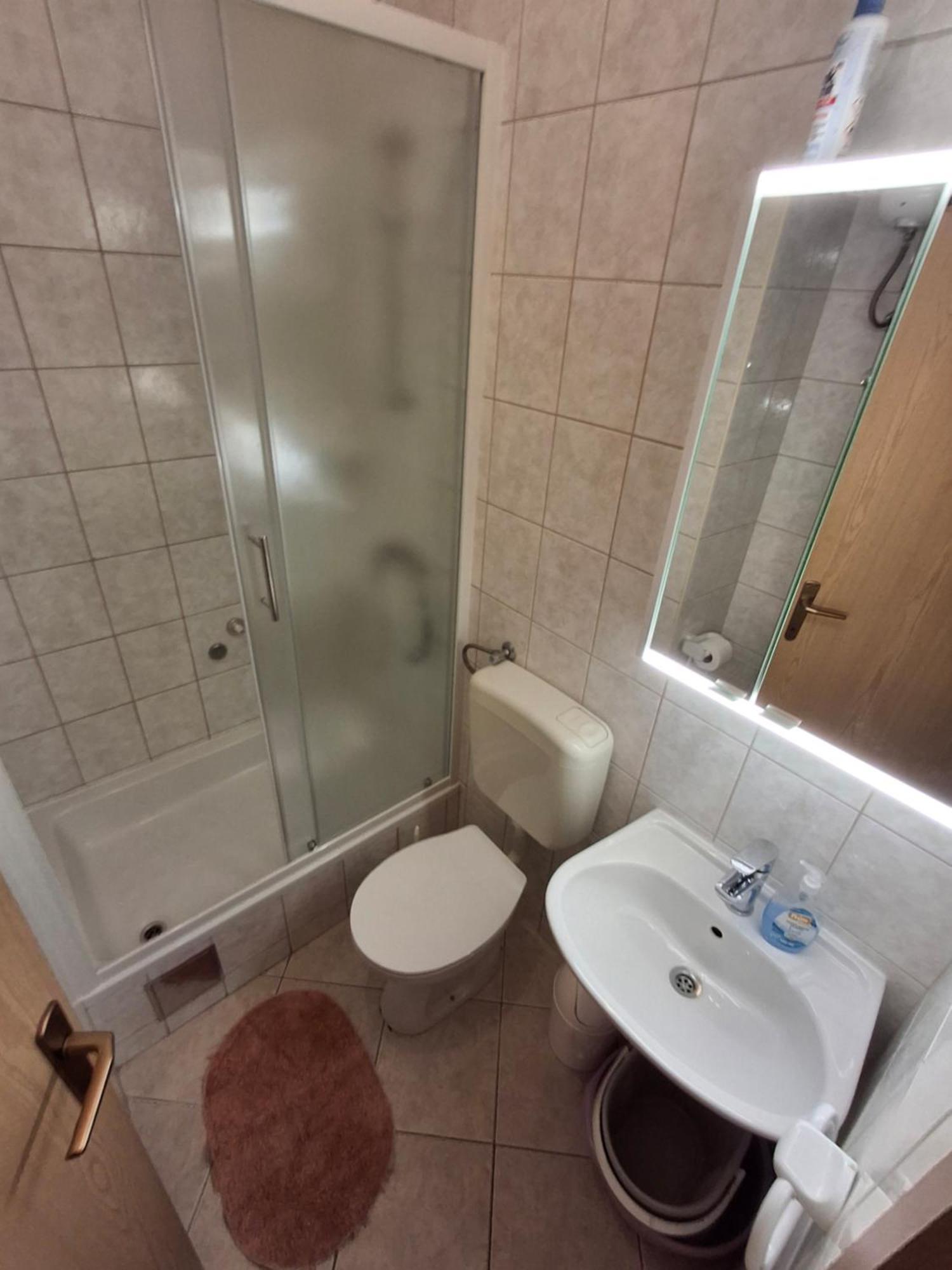 Apartmani Marta Марина Экстерьер фото